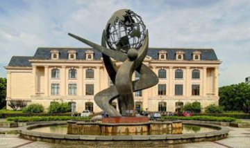 上海外國(guó)語大學(xué)全景圖