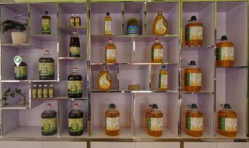 綠良純食品經營部全景圖